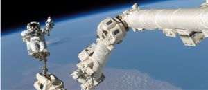 Geopolitica spaţiului: NASA şi Roscosmos continuă parteneriatul pentru Staţia Spaţială Internaţională